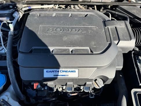 Used 2017 Honda Accord EX-L image 39