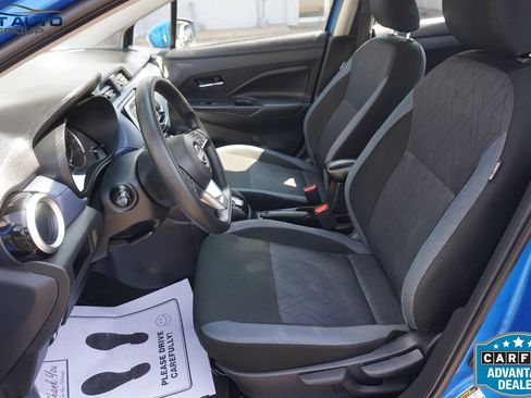 Used 2024 Nissan Versa SV FWD image 25