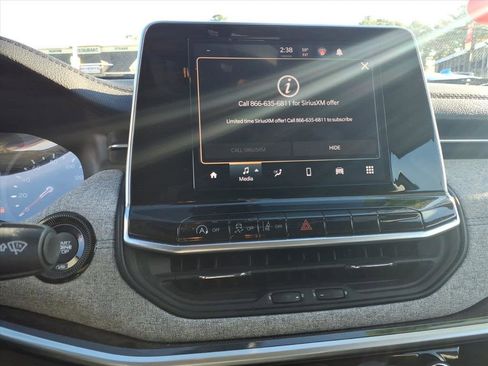 Used 2022 Jeep Compass Latitude image 37