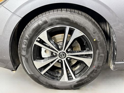 Used 2023 Nissan Sentra SV image 38