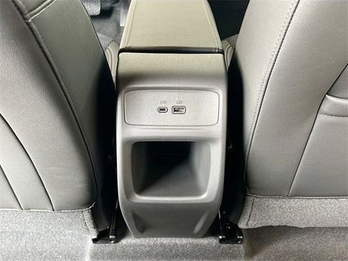 New 2026 Buick Envista Preferred image 18