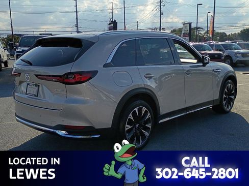 Used 2024 MAZDA CX-90 Plug-In Hybrid w/ Premium Plus image 7