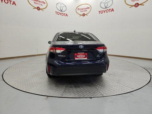 Certified 2025 Toyota Corolla LE image 7