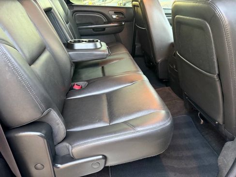 Used 2014 GMC Sierra 3500 Denali image 22