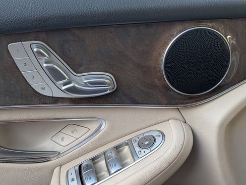 Used 2018 Mercedes-Benz GLC 300 image 33