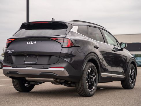 New 2026 Kia Sportage EX FWD image 5
