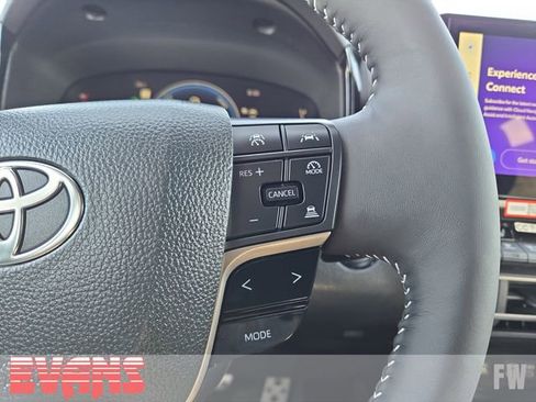 New 2026 Toyota Camry SE w/ Multimedia Upgrade Package AWD/4WD image 15