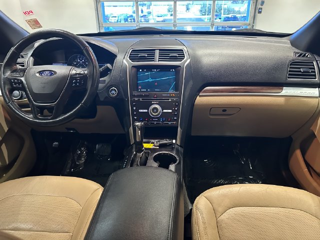 Certified 2017 Ford Explorer Limited AWD/4WD image 11