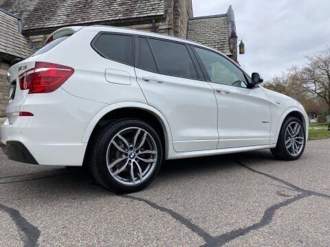 Used 2018 BMW X3 xDrive30i AWD/4WD image 3