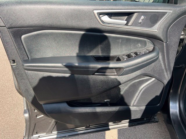 Used 2019 Ford Edge SEL w/ Equipment Group 201A AWD/4WD image 21
