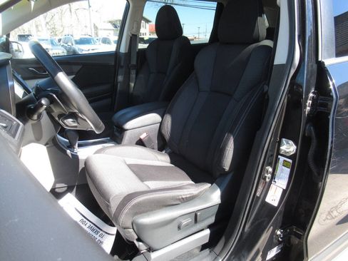 Used 2019 Subaru Ascent Premium image 20