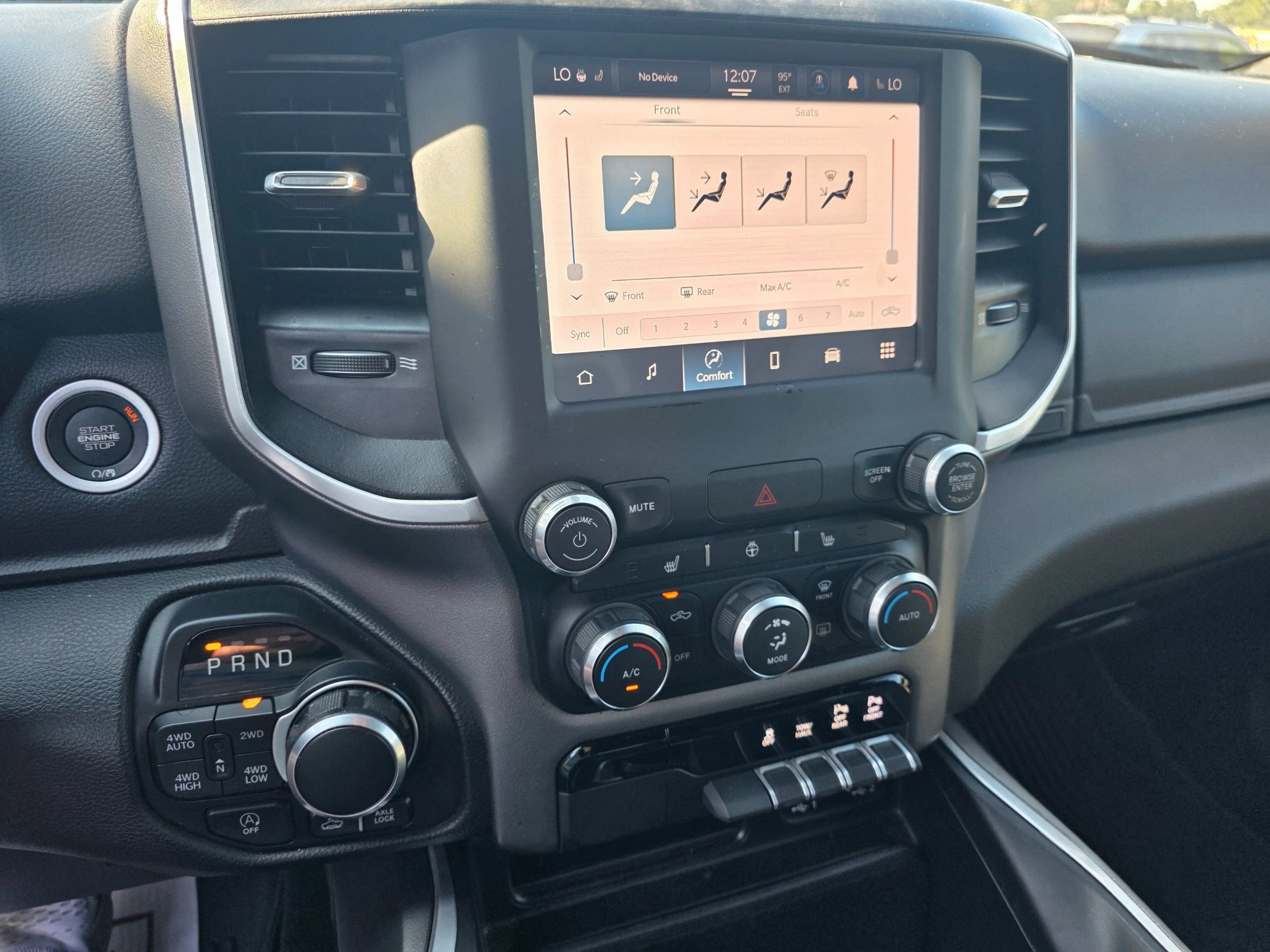 Used 2023 RAM 1500 Lone Star AWD/4WD image 16