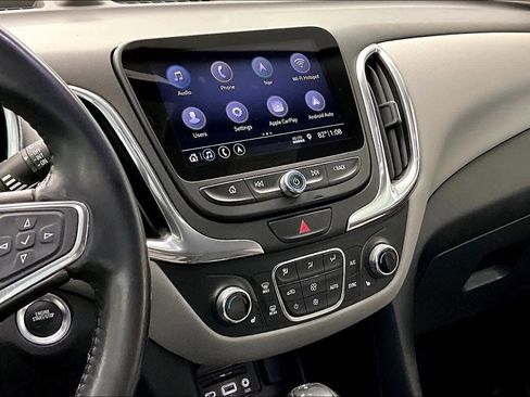 Used 2020 Chevrolet Equinox LT image 12