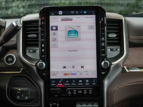 New 2026 RAM 2500 Limited image 16