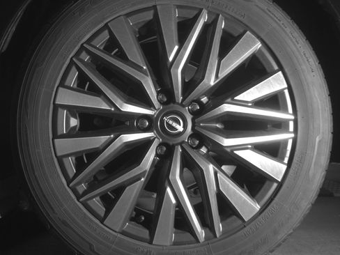 Used 2025 Nissan Altima 2.5 SV image 14