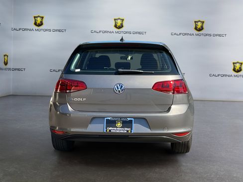 Used 2016 Volkswagen e-Golf SE w/ DC Fast Charging Package image 6
