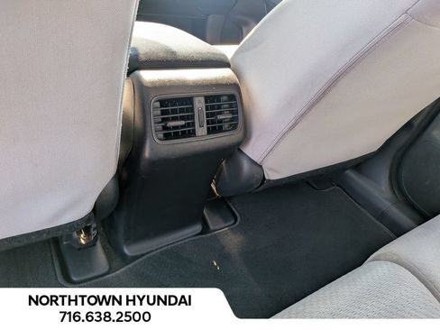Used 2016 Honda CR-V LX image 21