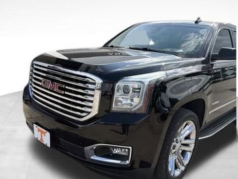 Used 2018 GMC Yukon SLT w/ Premium Edition AWD/4WD image 2