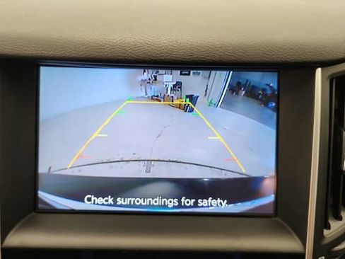 Used 2015 INFINITI Q50 Premium w/ Navigation Package AWD/4WD image 16