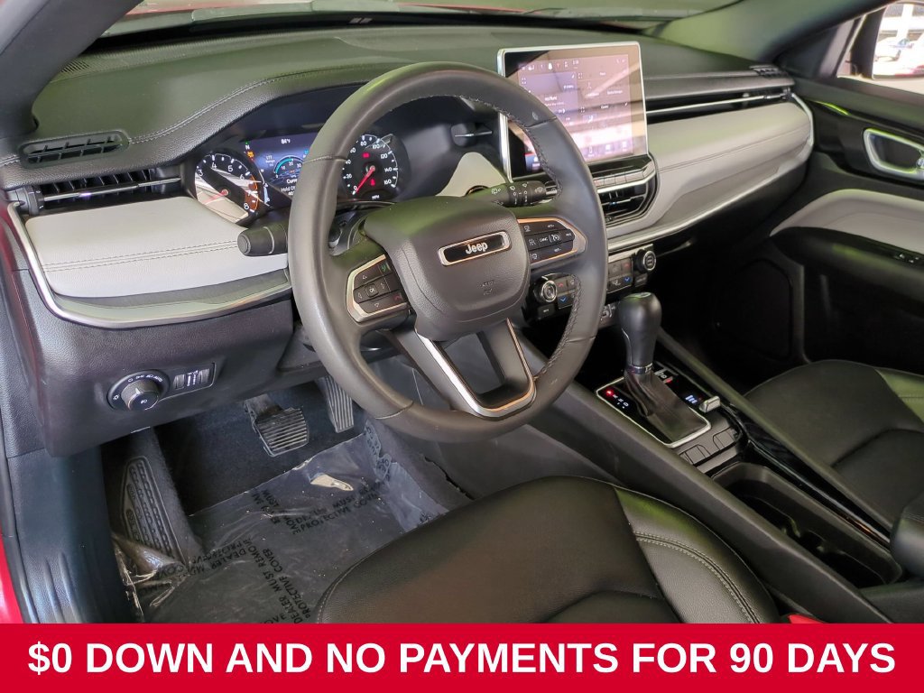 Used 2025 Jeep Compass Limited AWD/4WD image 15