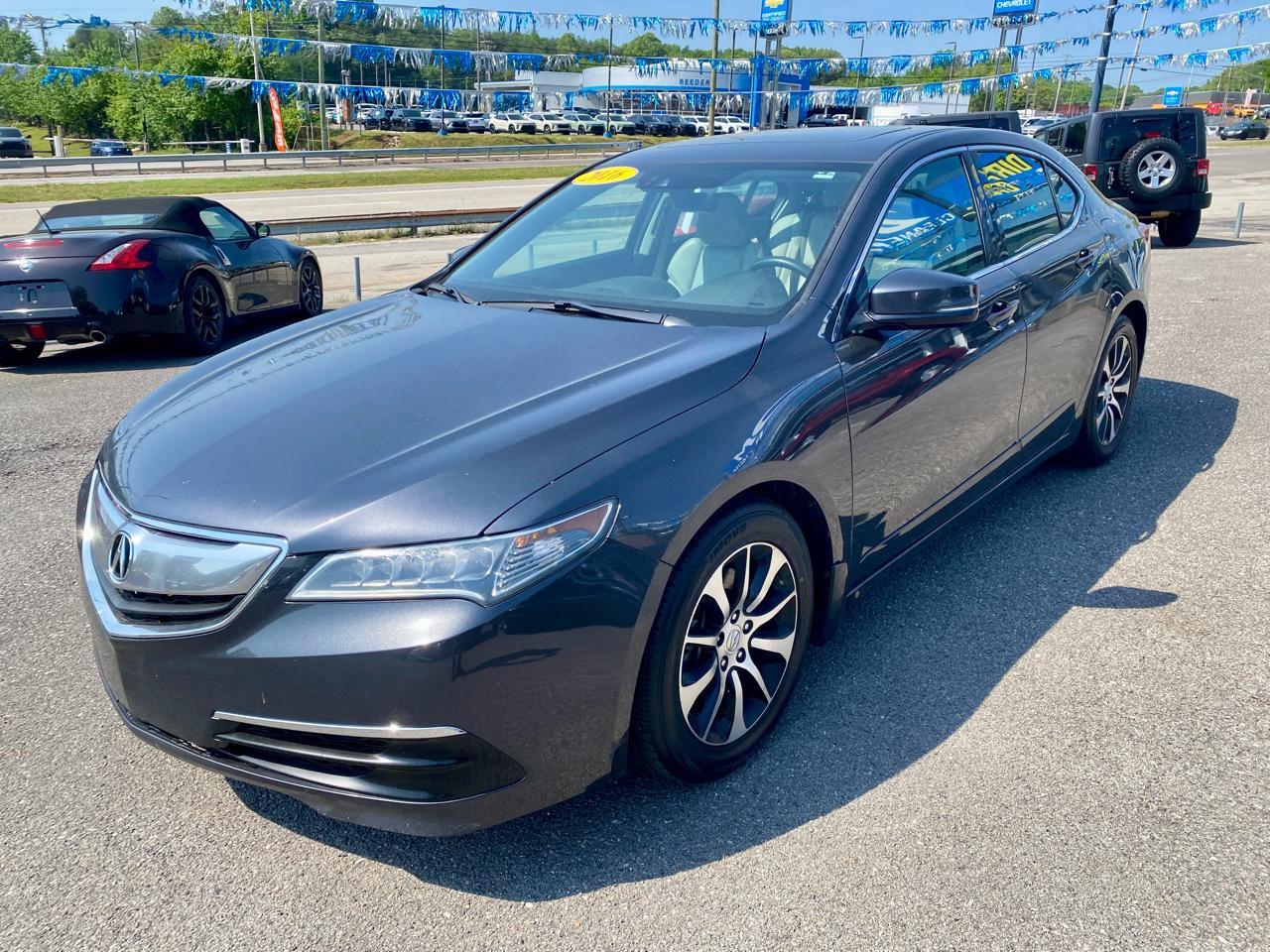 Used 2016 Acura TLX w/ Technology Package FWD image 3