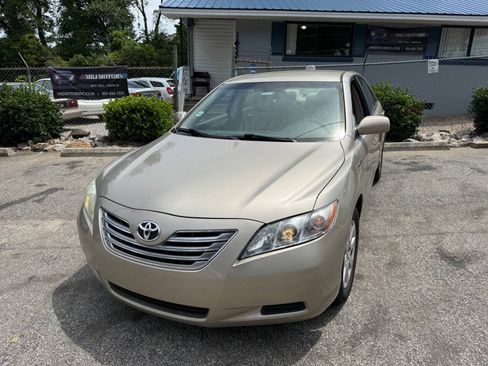 Used 2009 Toyota Camry Hybrid FWD image 1
