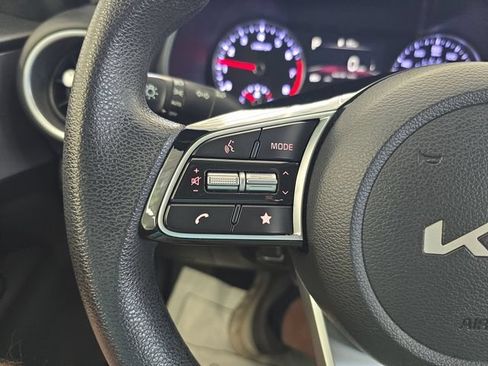 Certified 2024 Kia Forte LXS FWD image 19