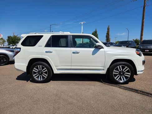 Used 2018 Toyota 4Runner Limited AWD/4WD image 2