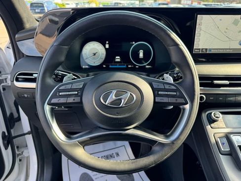 Used 2023 Hyundai Palisade Calligraphy image 23