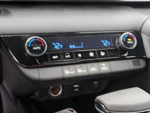 New 2026 Hyundai Elantra Sport FWD image 21