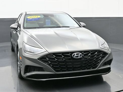 Certified 2023 Hyundai Sonata SEL FWD image 9