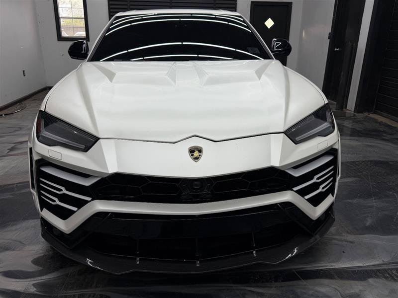 Used 2019 Lamborghini Urus AWD/4WD image 11