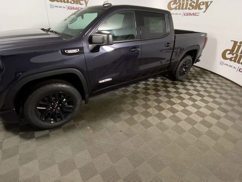 Used 2026 GMC Sierra 1500 Elevation image 4