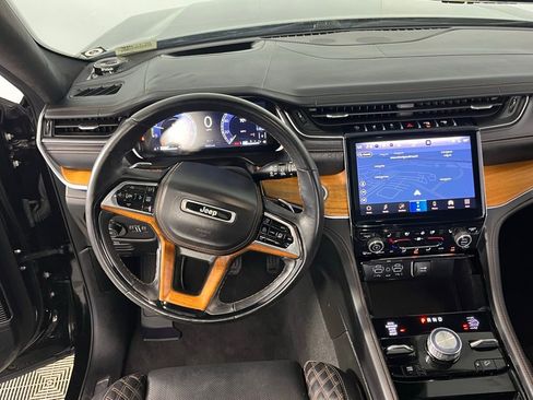 Used 2021 Jeep Grand Cherokee L Summit AWD/4WD image 16