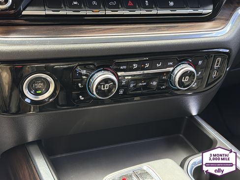 Used 2023 GMC Sierra 1500 SLT w/ SLT Premium Package RWD image 23