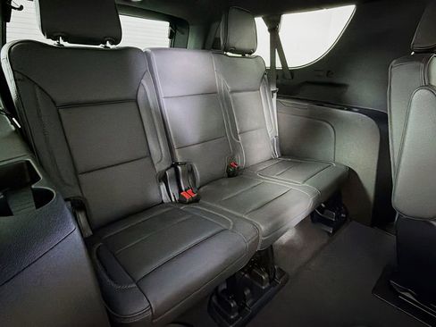Used 2024 GMC Yukon XL Denali w/ Advanced Technology Package AWD/4WD image 26