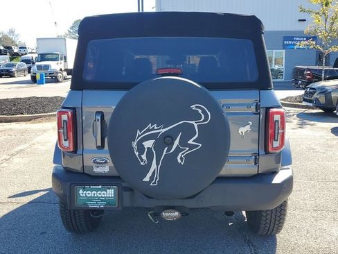 Used 2022 Ford Bronco Outer Banks image 5