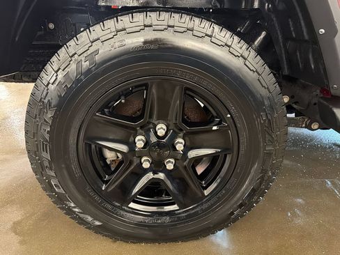 Used 2021 Jeep Gladiator Sport AWD/4WD image 20