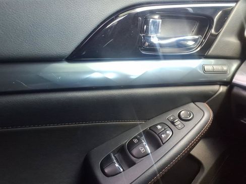 Used 2021 Nissan Maxima SR w/ Sport Mat Group FWD image 35