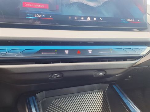 Used 2025 BMW X3 M50 w/ Premium Package image 24