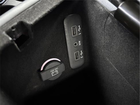 Used 2018 Dodge Challenger R/T w/ Blacktop Package image 29