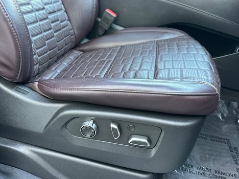 Certified 2023 Cadillac Escalade V AWD/4WD image 25