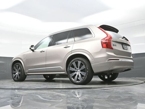 Used 2025 Volvo XC90 T8 Plus w/ Protection Package Premier image 26