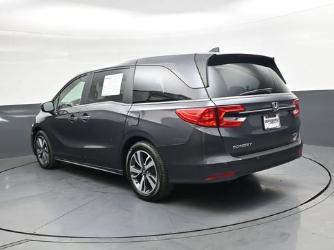 Used 2023 Honda Odyssey Touring image 5