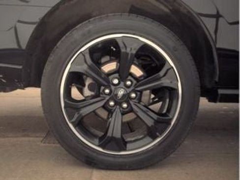 Used 2023 Ford Expedition Limited AWD/4WD image 25