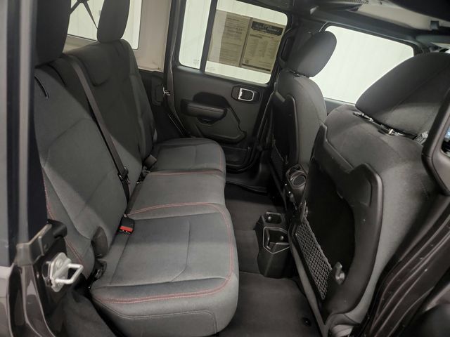 Used 2025 Jeep Wrangler Unlimited Rubicon AWD/4WD image 29