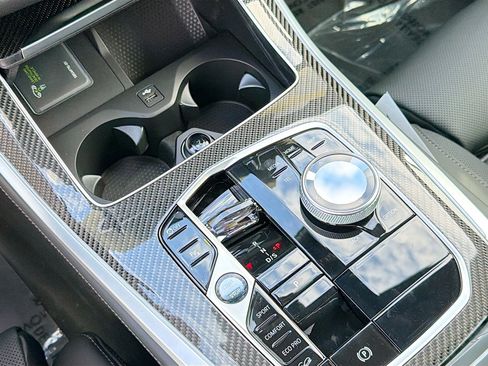 New 2026 BMW X5 M60i image 28