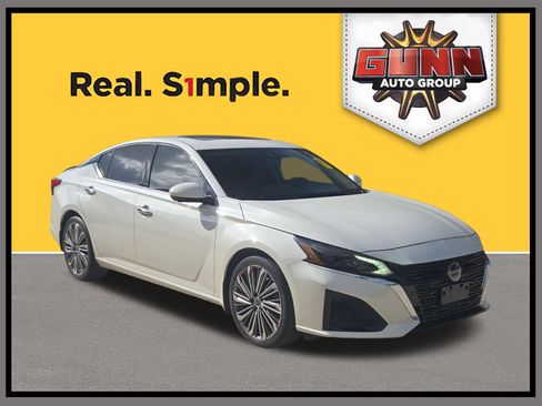 Used 2024 Nissan Altima 2.5 SL FWD image 1
