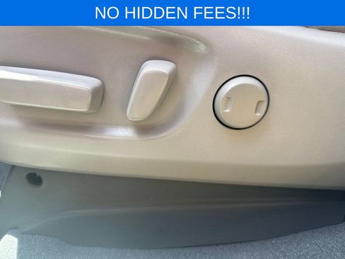 Used 2020 Toyota Sienna XLE FWD image 11