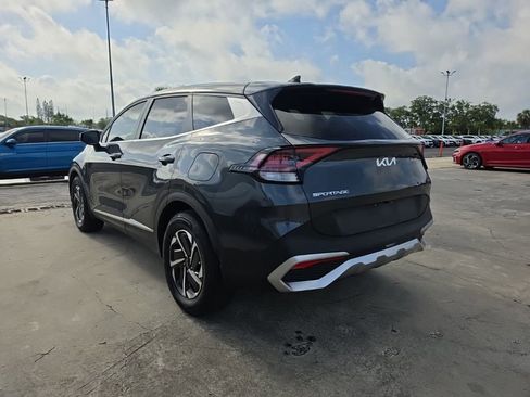 Used 2023 Kia Sportage LX FWD image 7